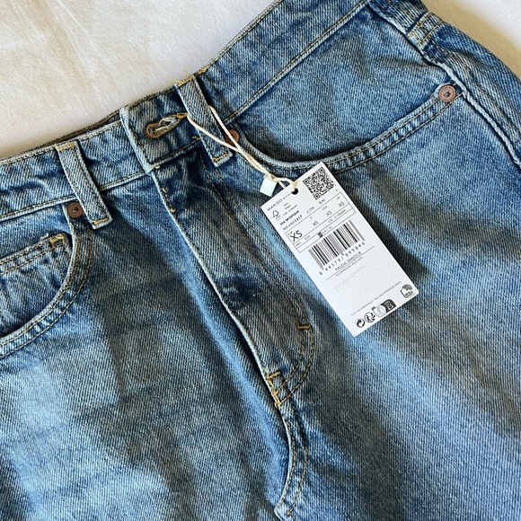 XS Brand new Mango long denim skirt. Never worn and tags still on - Picture 3 of 3